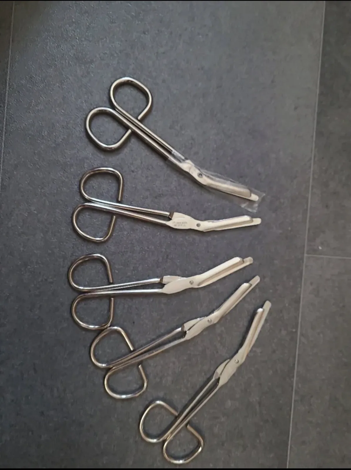 Medizinische Schere